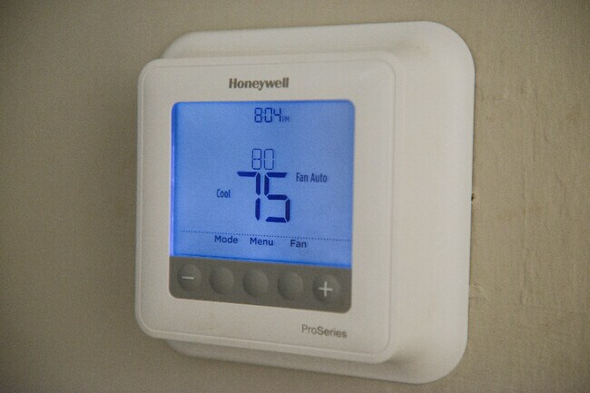 Building Photo - 7117 Tollhouse Dr