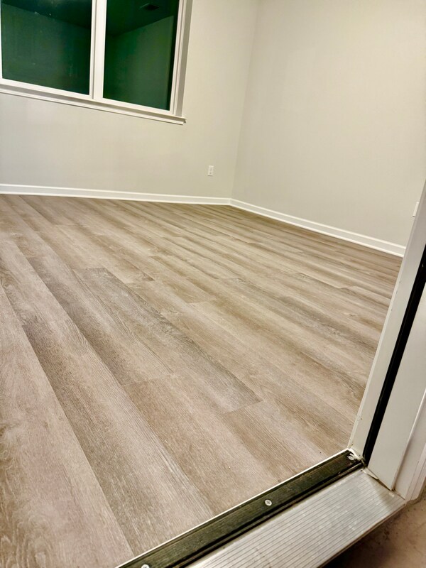 Building Photo - 4840 Ludlow Ln