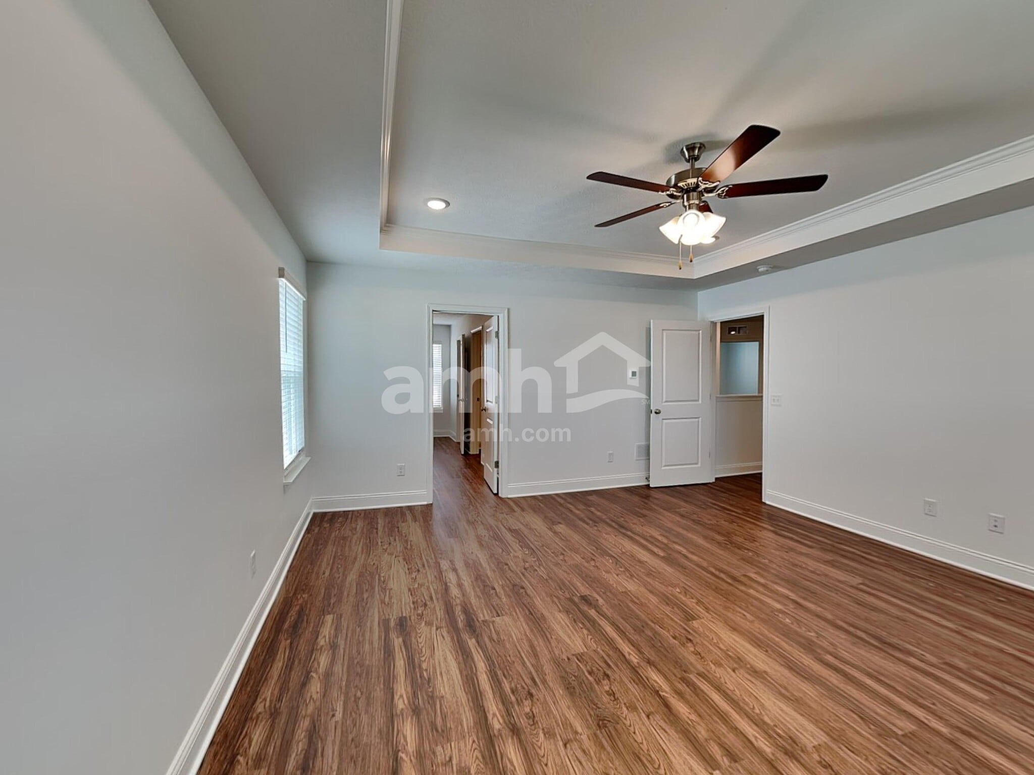 Building Photo - 1056 Castor Dr