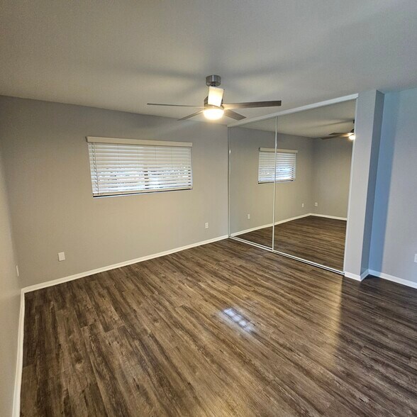 Master - 8638 Collett Ave