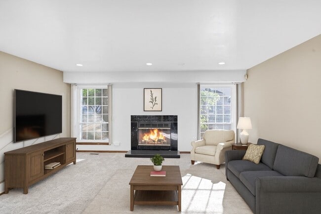 Building Photo - 2116 Glasgow Ct