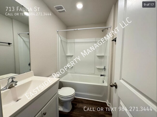 Building Photo - 713 Fauna St