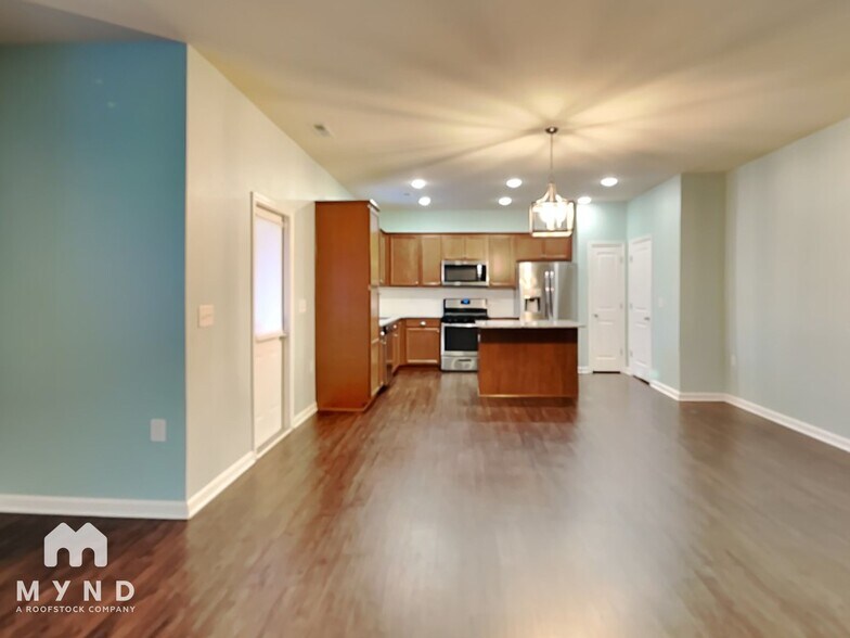 Building Photo - 2101 Attend Xing