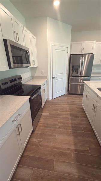 Building Photo - 8780 SW Kanner Hwy