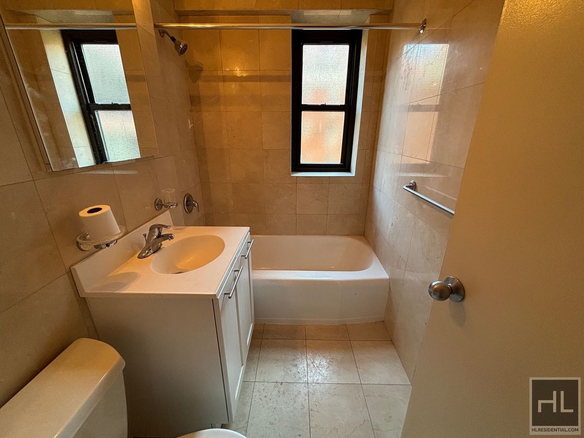 Building Photo - EAST 55 STREET