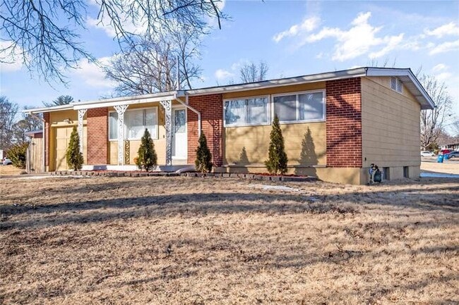 Building Photo - Fantastic 3bd/1ba home! Let yourself in!