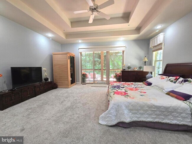 Building Photo - 15401 Jamies Way