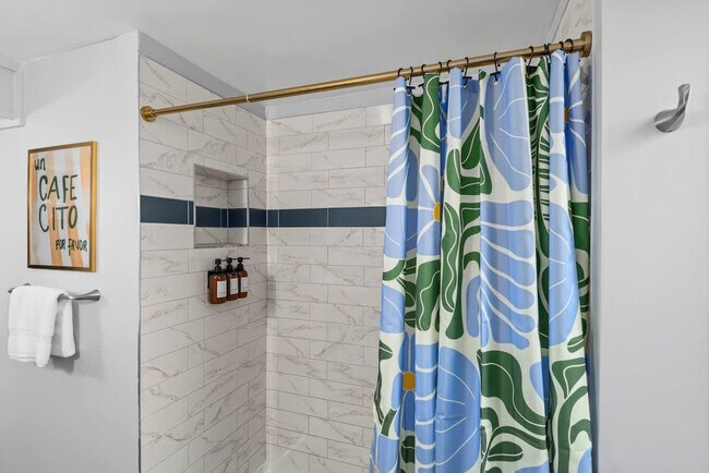 Building Photo - 4845 W 73rd Ave