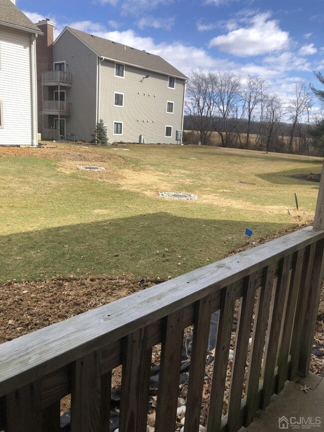 Building Photo - 1019 Ravens Crest Dr