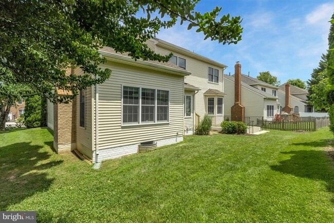 Building Photo - 10857 Hunter Gate Way
