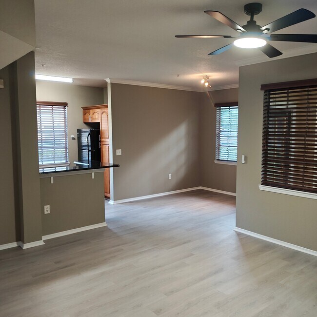 Building Photo - 2598 Robert Trent Jones Dr