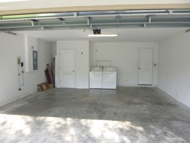 Building Photo - 4302 English Turn Way