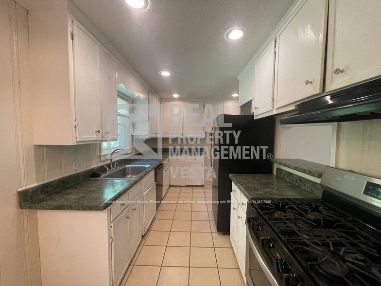 Building Photo - 2962 Glenrock Dr