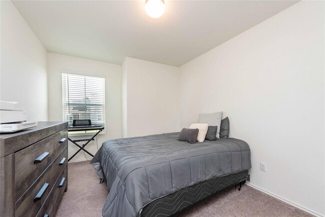 Building Photo - 153 Wind Flower Ln