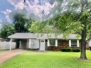 Building Photo - $500 OFF MOVE IN SPECIAL-SOUTH BOSSIER IN ...