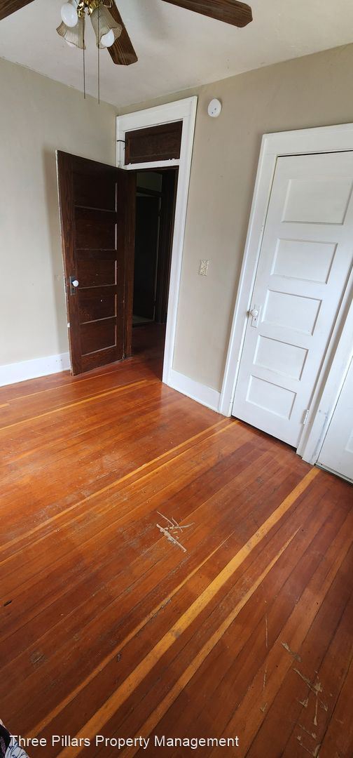 Building Photo - 4 br, 3 bath House - 511 5th Ave NW