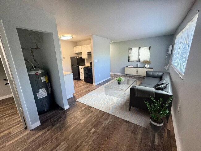 Building Photo - 3217 Wilmington Pike