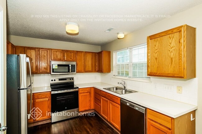 Building Photo - 11934 Brownestone View Dr