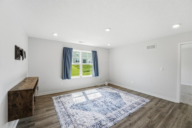 Building Photo - 3040 Wyntree Dr