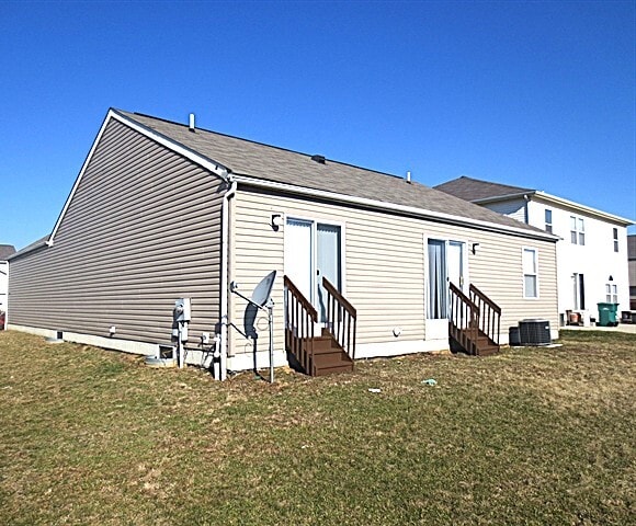 Building Photo - 5248 Gobel Dr