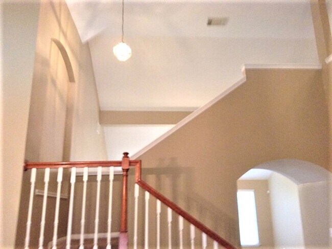 Building Photo - 12527 Avery Vale Ln