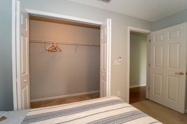 Building Photo - 109 Bilbao Dr