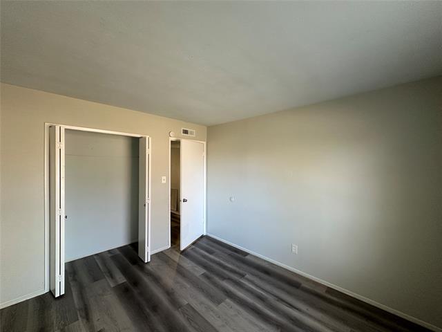 Building Photo - 506 Red Oak Dr