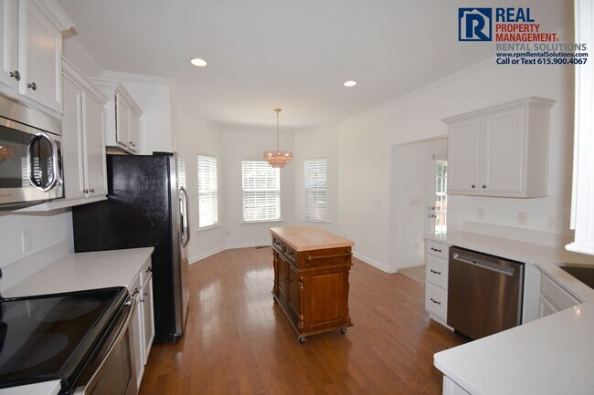 Building Photo - 7008 Nickalus Way