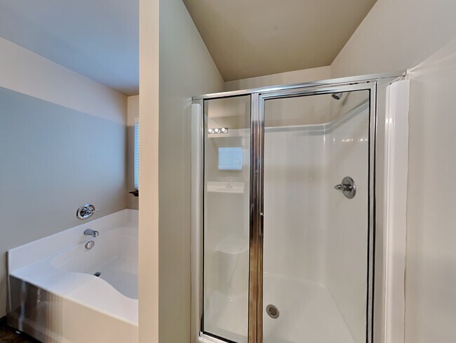 Building Photo - 658 Sweet Ashley Way