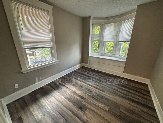 Building Photo - 1026 Del Monte Pl