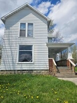 Building Photo - 823 N Main St