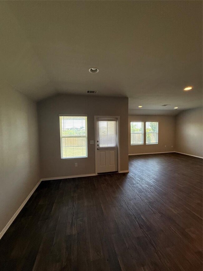 Building Photo - 13105 Brahmin Dr