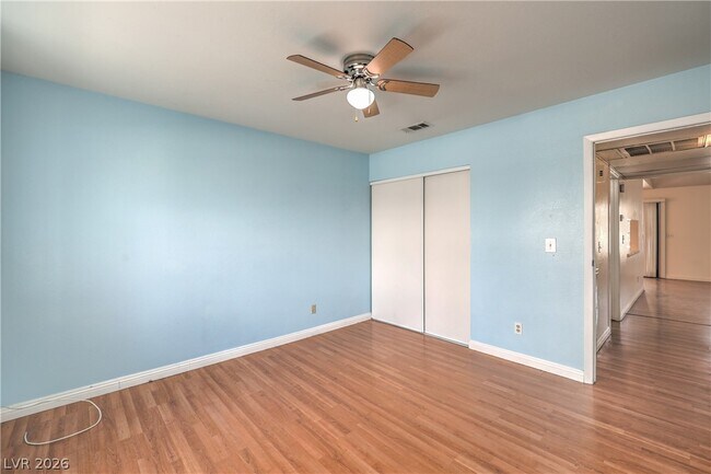 Building Photo - 5068 Jeffreys St