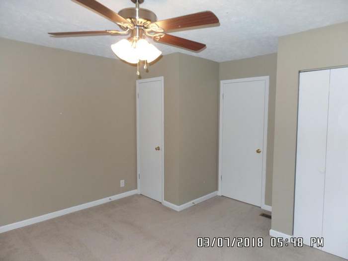 Large bedrooms - 2002 Belle Terra Rd