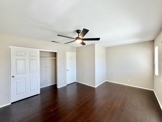 Building Photo - 42041 Delmonte St