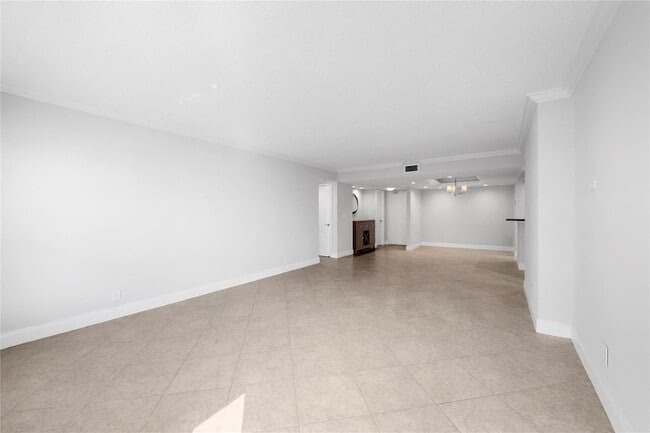 Building Photo - 3500 Galt Ocean Dr