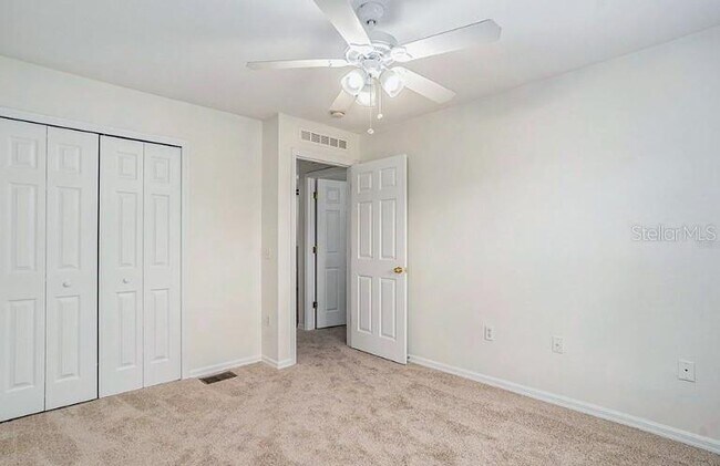 Building Photo - 9836 Ashburn Lake Dr
