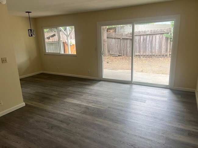 Building Photo - 3612 Jamison Way