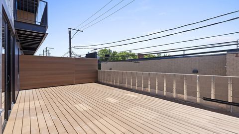 Building Photo - 1801 W Grand Ave