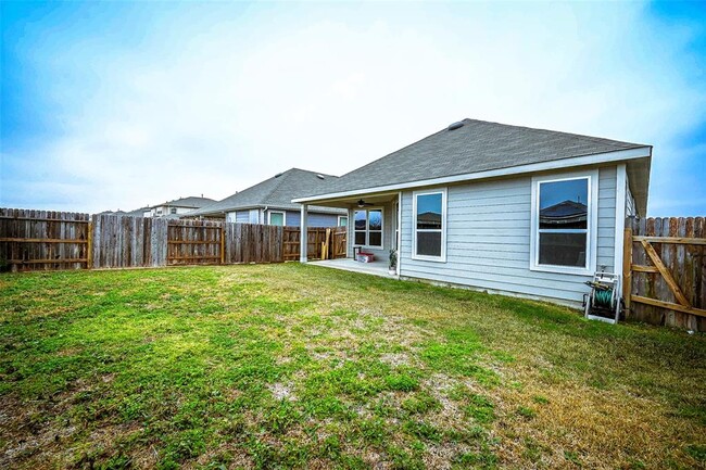 Building Photo - 20954 Oat Straw Ln