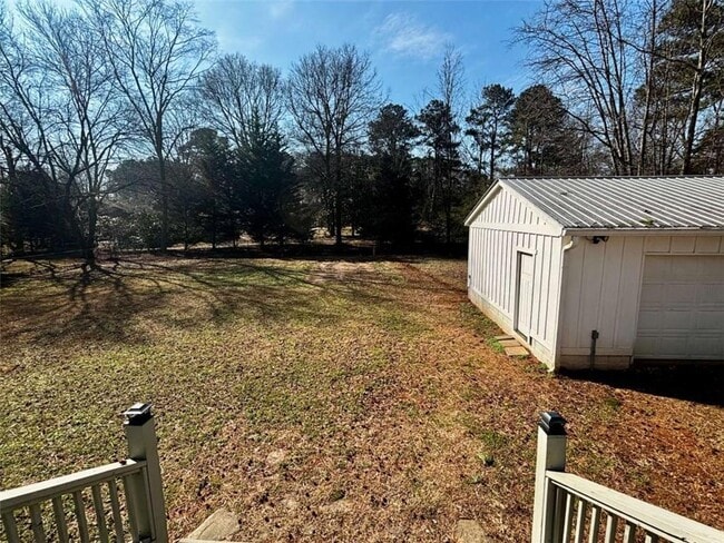 Building Photo - 125 Lantern Ridge Dr