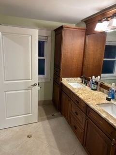 Building Photo - 1320 Montclaire Way