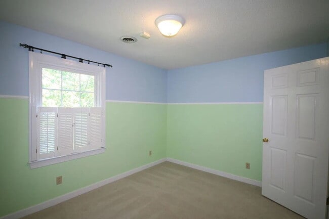 Building Photo - - WONDERFUL 2-STORY HOME IN WALNUT CREEK *SPRING CREEK SCHOOL DISTRICT* -