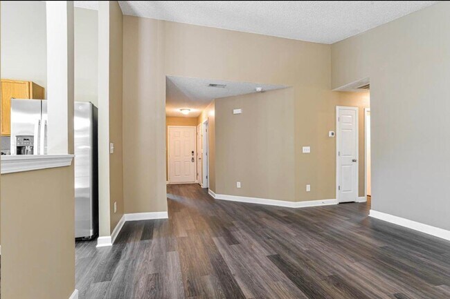 Building Photo - 843 Anchor Way NE