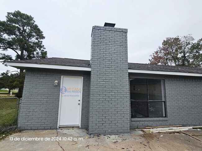 Building Photo - BEAUTIFUL HOME IN LIVINGSTON. MOVE IN READY!.