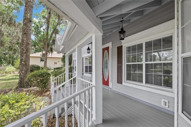 Building Photo - 1628 SE 29th Terrace