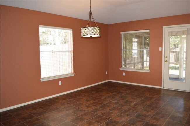 Building Photo - 17405 Bottle Springs Ln
