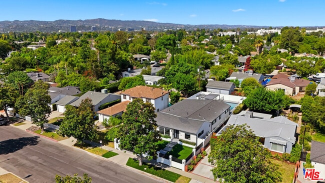 Building Photo - 5735 Saloma Ave