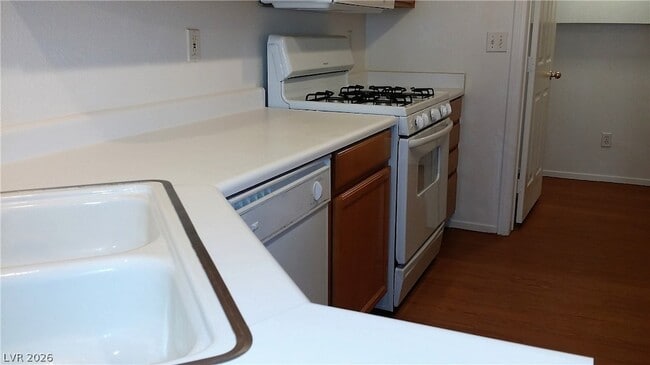 Building Photo - 198 Bastrop St