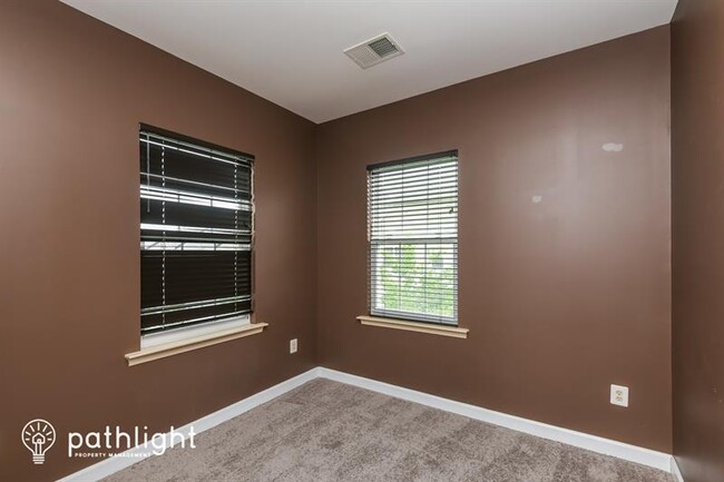 Building Photo - 5532 Lanier Ave